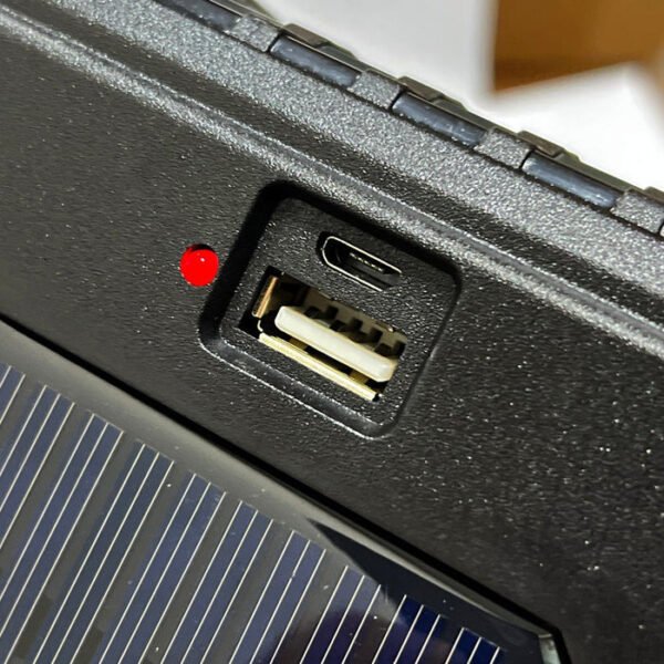 CRONY Solar Rechargeable COB LED Flashlight with 7 LEDs - Image 7